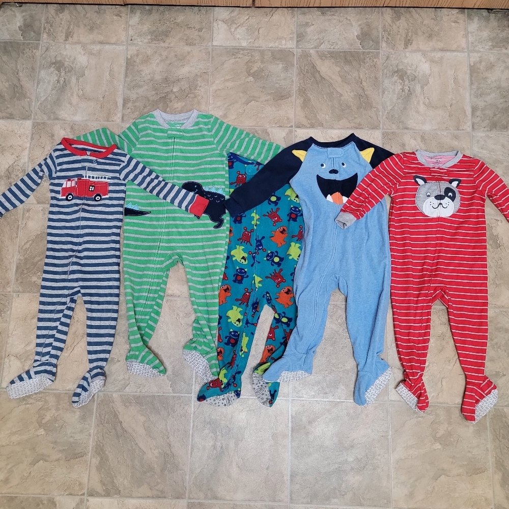 18 month Carter's Footie jammies Bundle